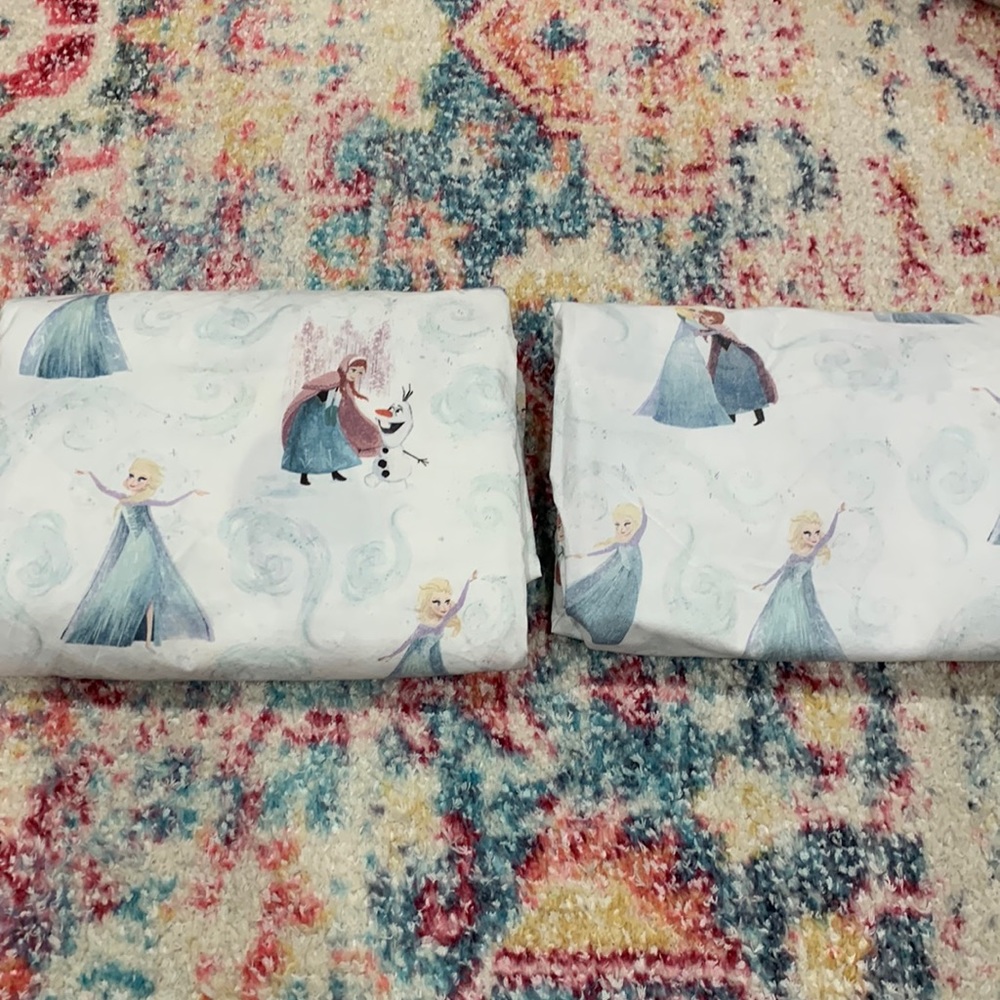 Pottery Barn TODDLER/CRIB Sheet Set